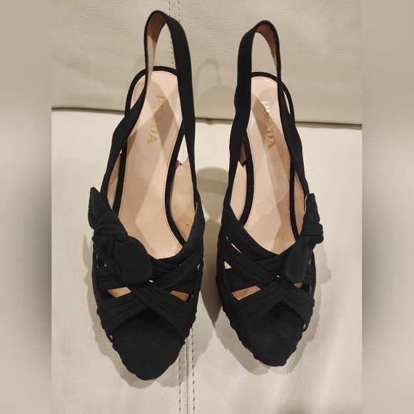 Prada knotted pump color black , made from silk outside and leather inside, size - Picture 7 of 14